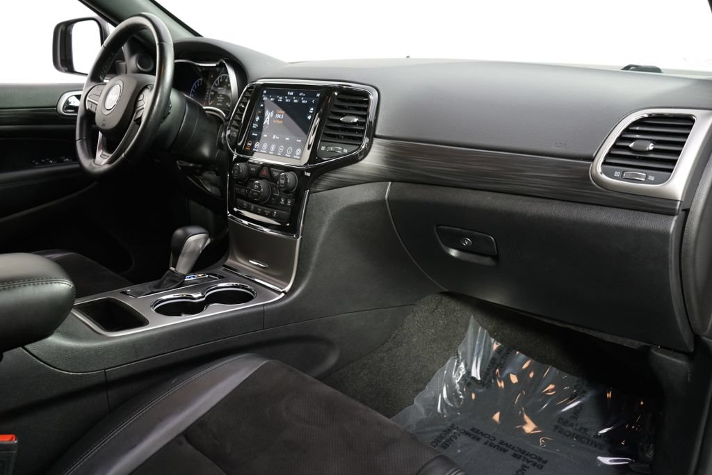 Used 2021 Jeep Grand Cherokee Laredo X AWD/4WD image 15