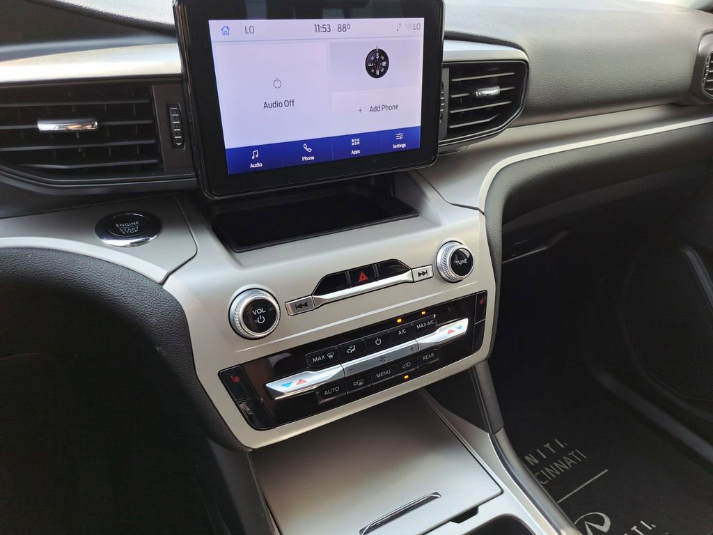 Used 2022 Ford Explorer XLT image 13
