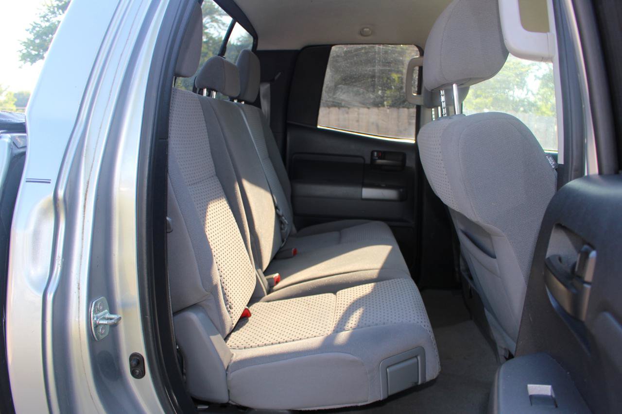 Used 2010 Toyota Tundra 4x4 Double Cab image 27