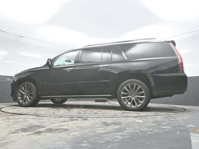 Used 2020 Cadillac Escalade ESV Platinum w/ Escalade Sport Edition AWD/4WD image 52