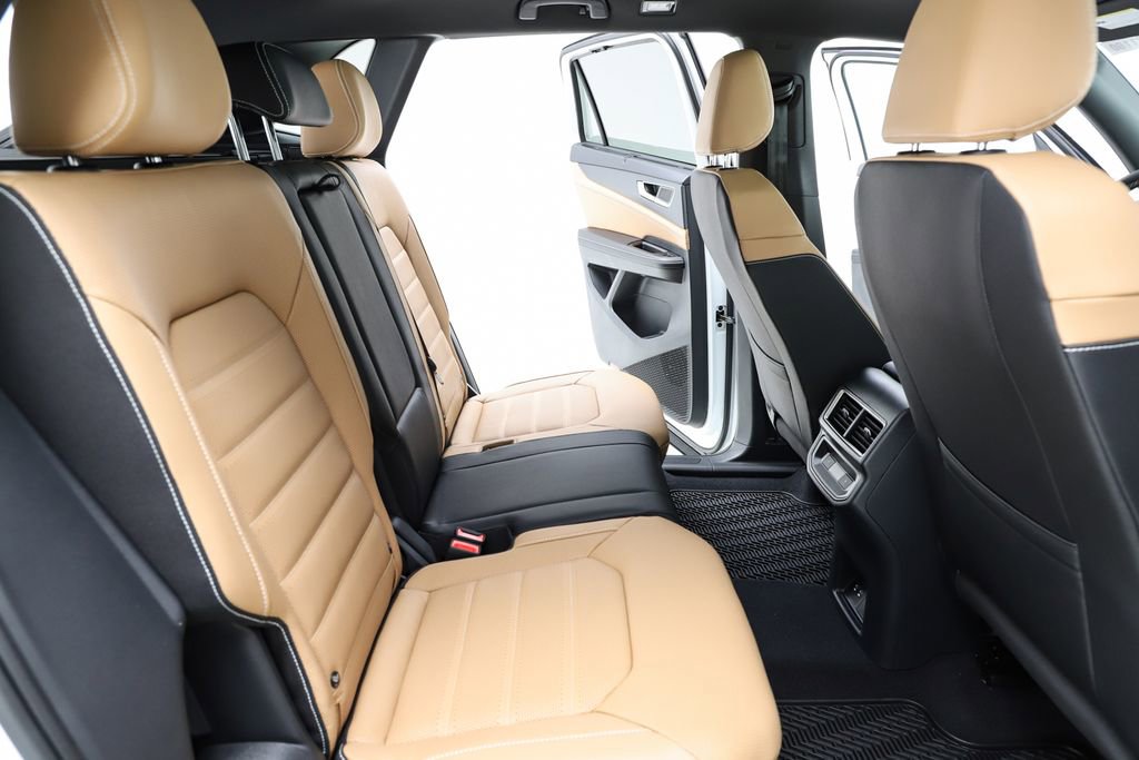 New 2026 Volkswagen Atlas Cross Sport SEL image 38