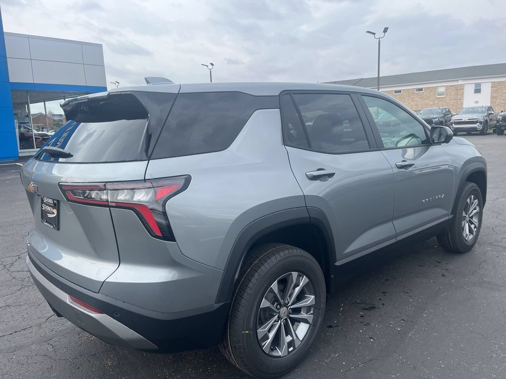 New 2026 Chevrolet Equinox LT w/ Convenience Package II FWD image 7