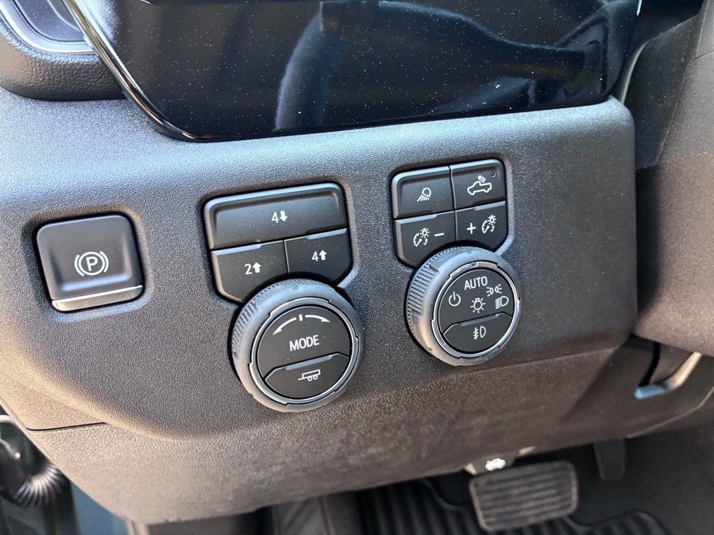 New 2026 Chevrolet Silverado 3500 LT w/ All Star Edition AWD/4WD image 26