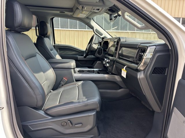 New 2025 Ford F350 Lariat w/ Lariat Ultimate Package image 17