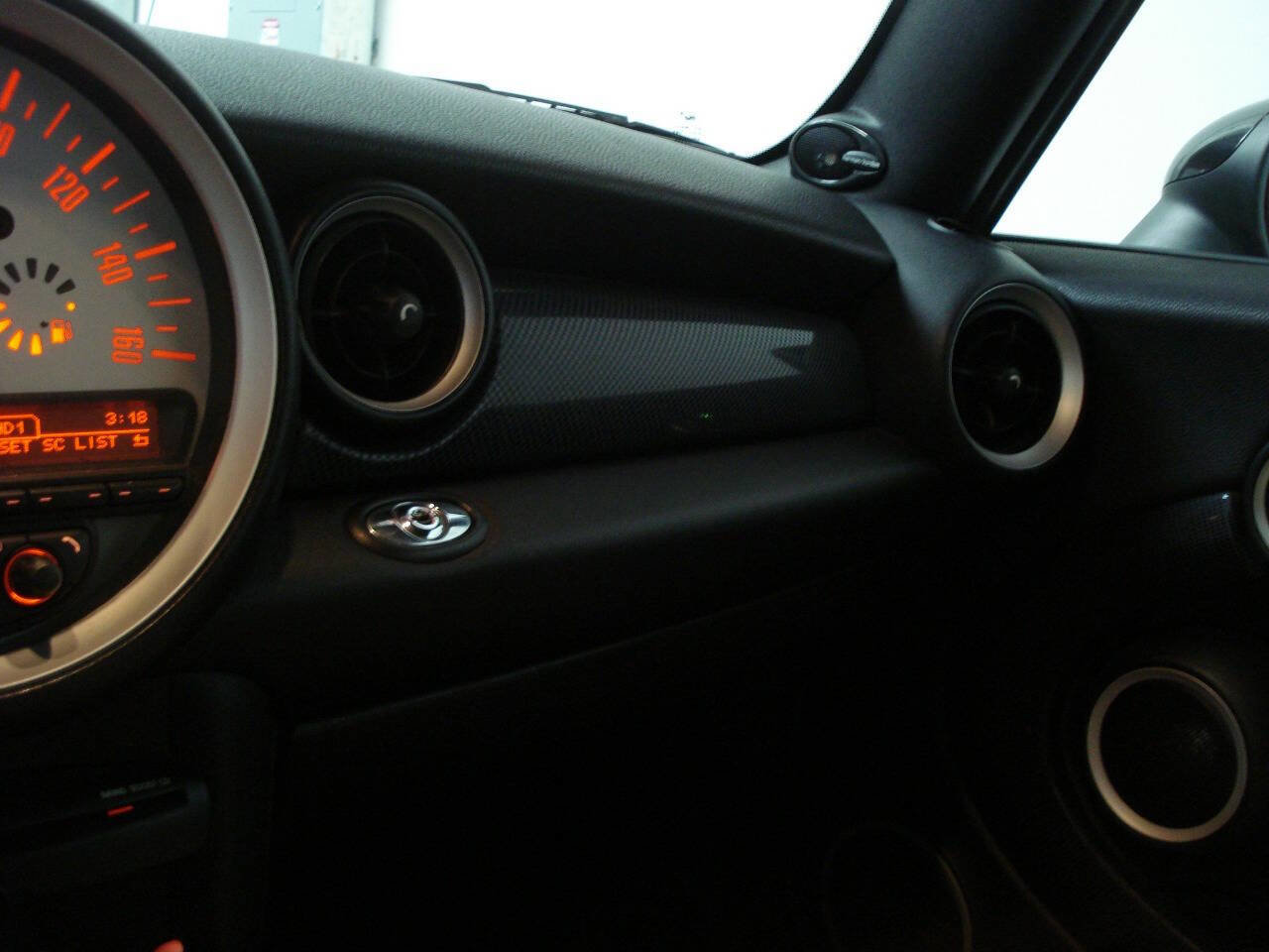 Used 2012 MINI Cooper S image 31