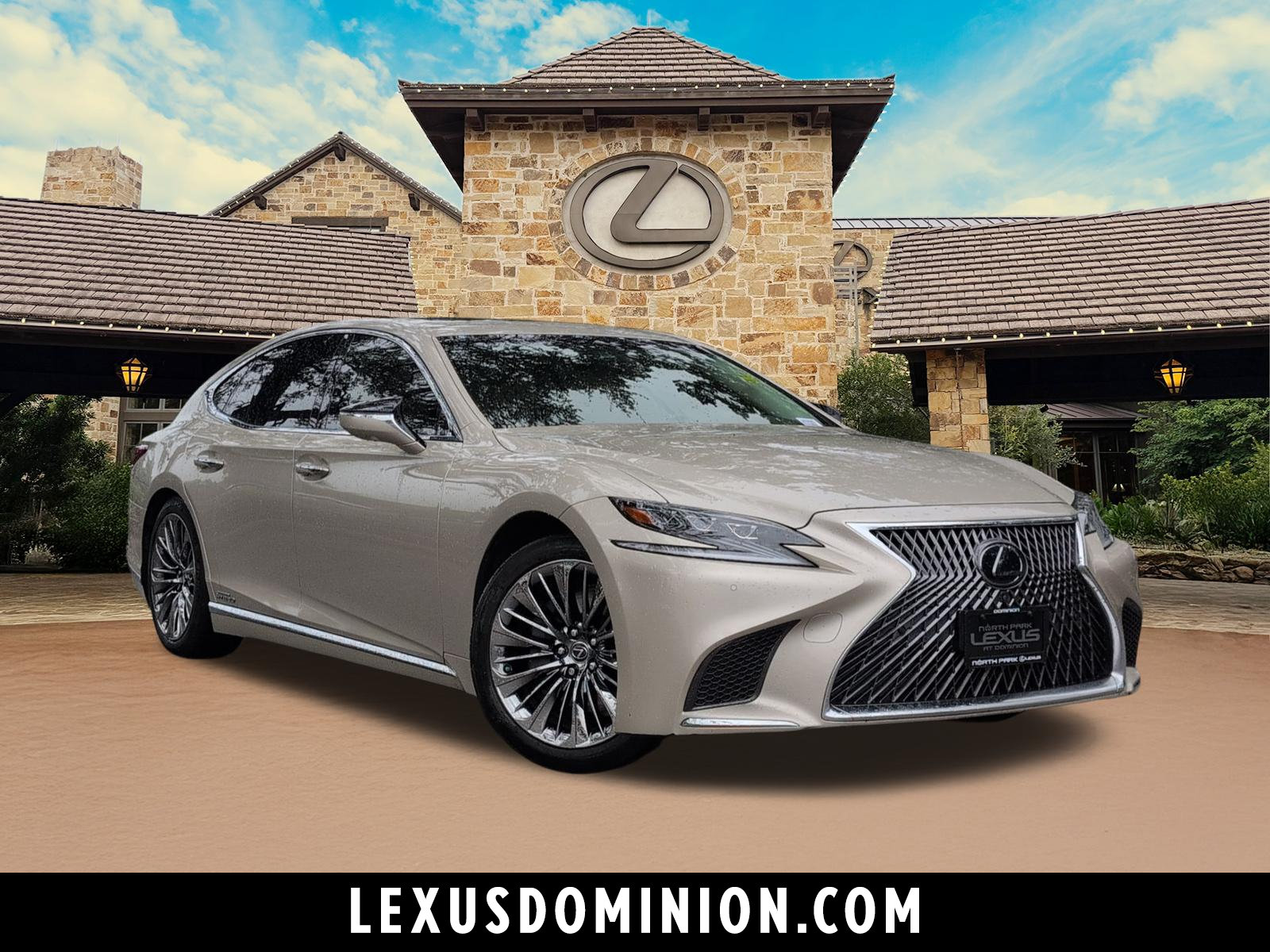 Used 2019 Lexus LS 500h RWD video 1