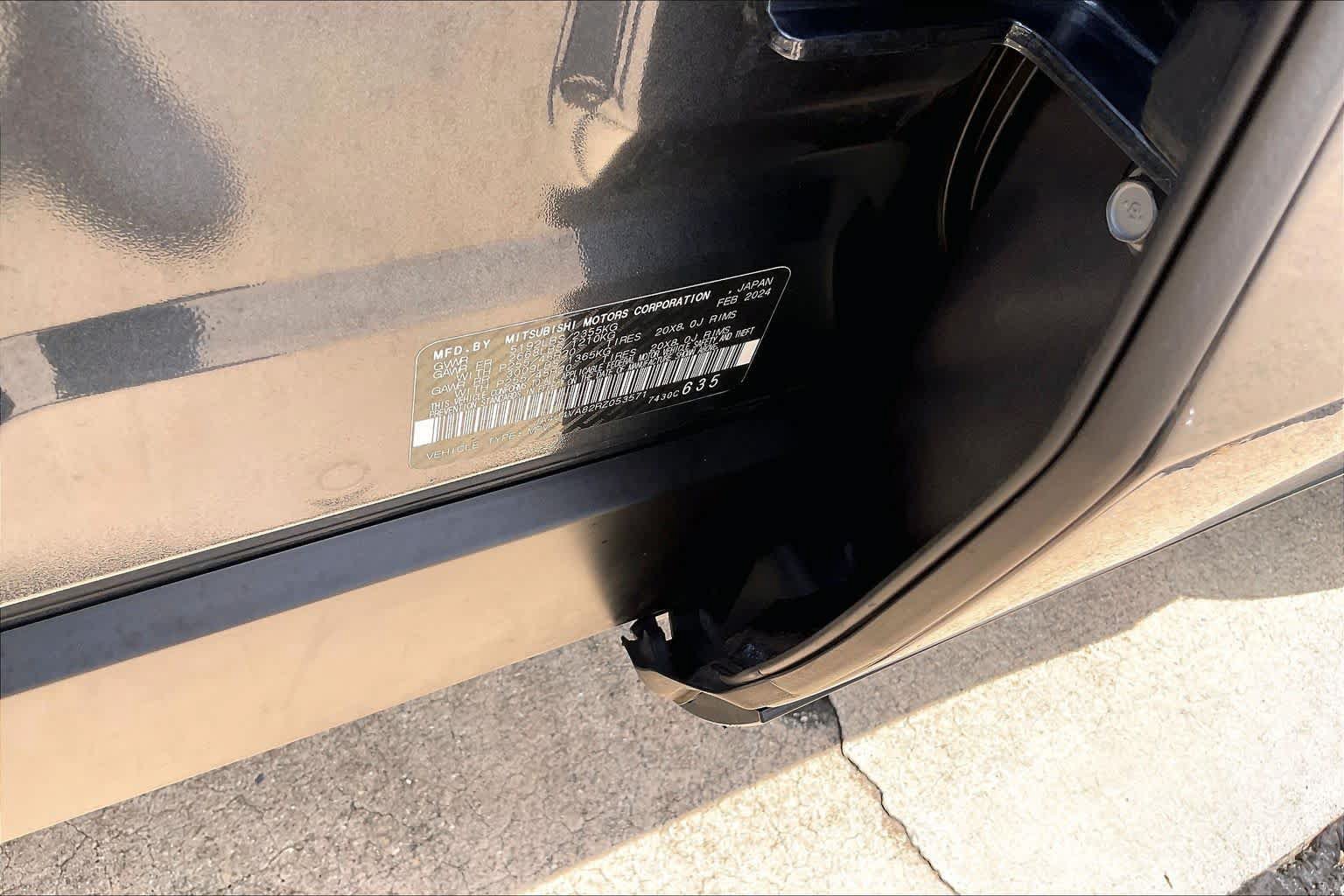 Used 2024 Mitsubishi Outlander SE AWD/4WD image 64