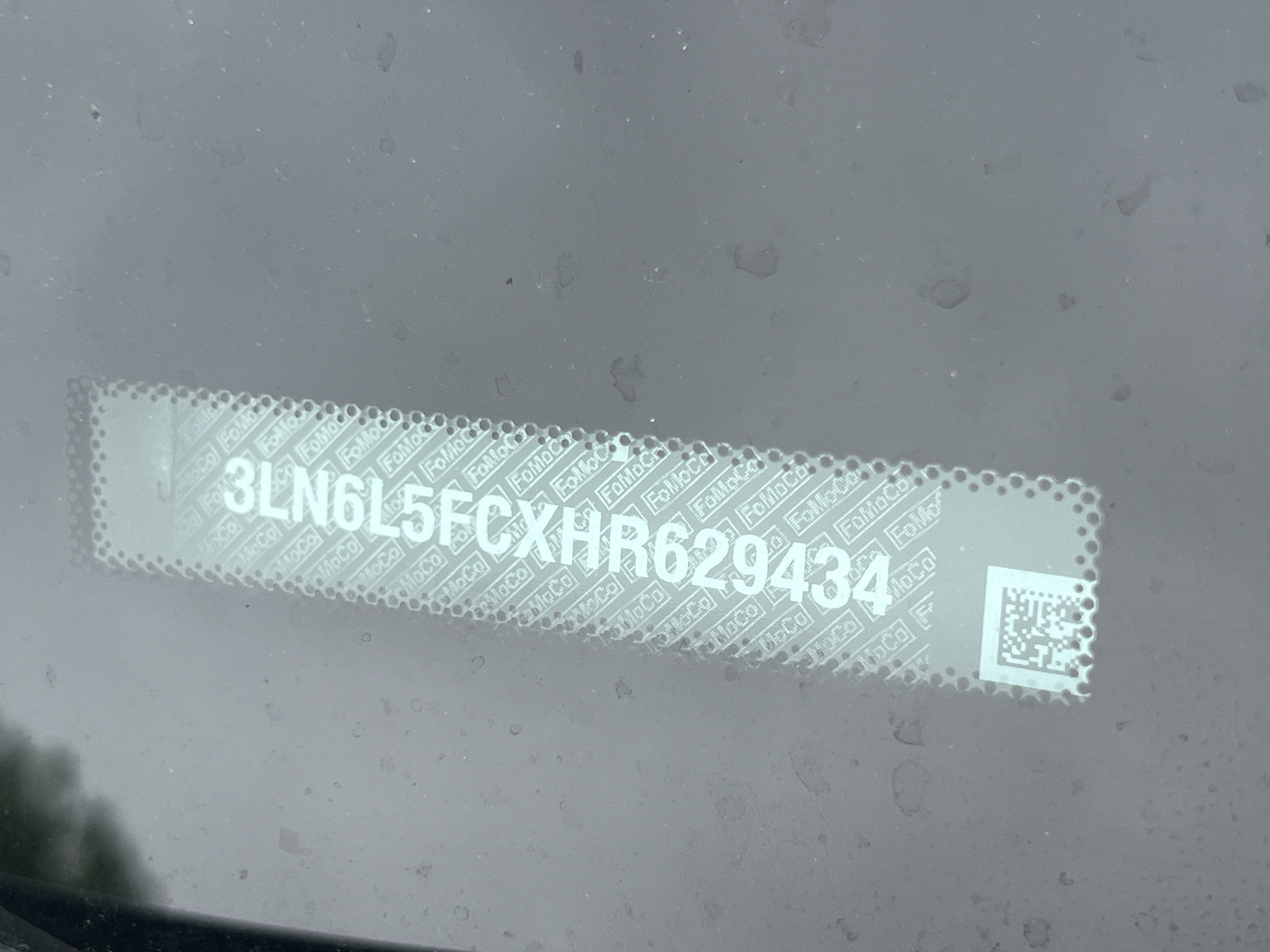 Used 2017 Lincoln MKZ Reserve w/ Technology Package image 31