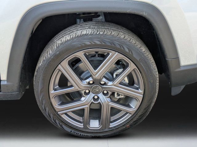 New 2026 Jeep Compass Latitude AWD/4WD image 9