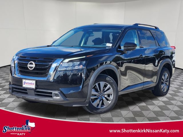 Used 2024 Nissan Pathfinder SV FWD image 1