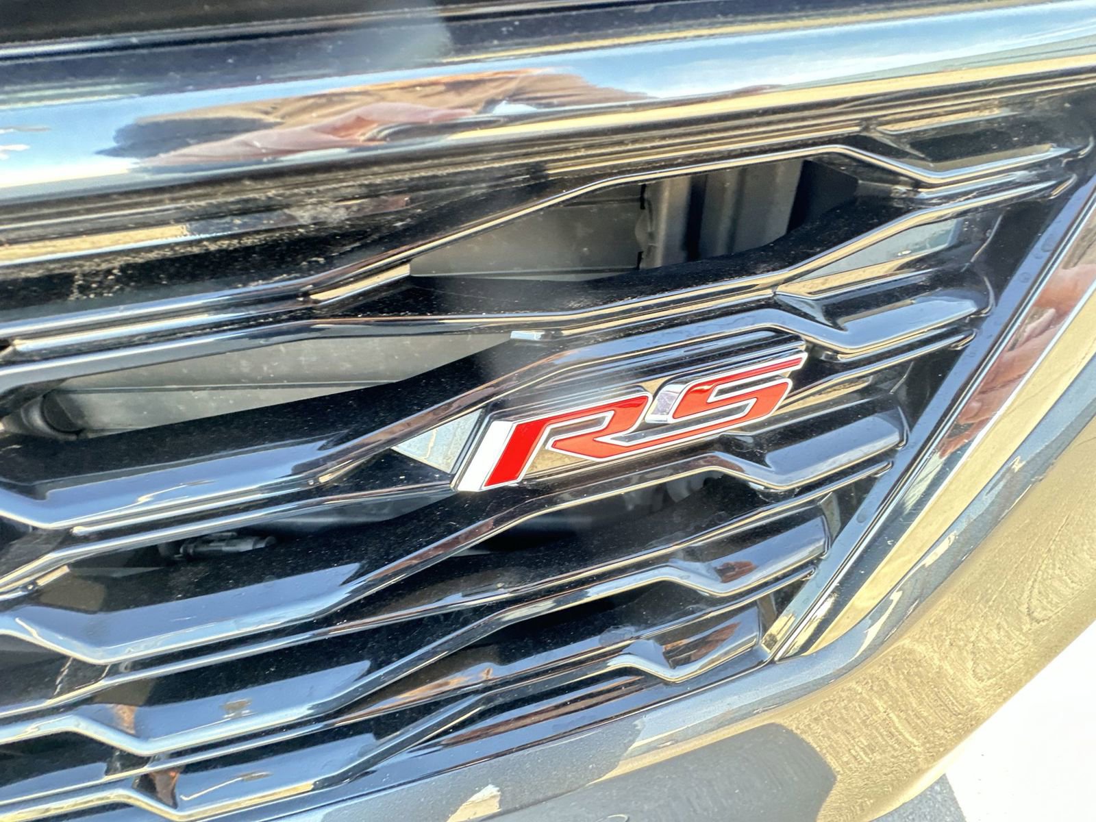 Used 2022 Chevrolet Equinox RS w/ Infotainment Package FWD image 32
