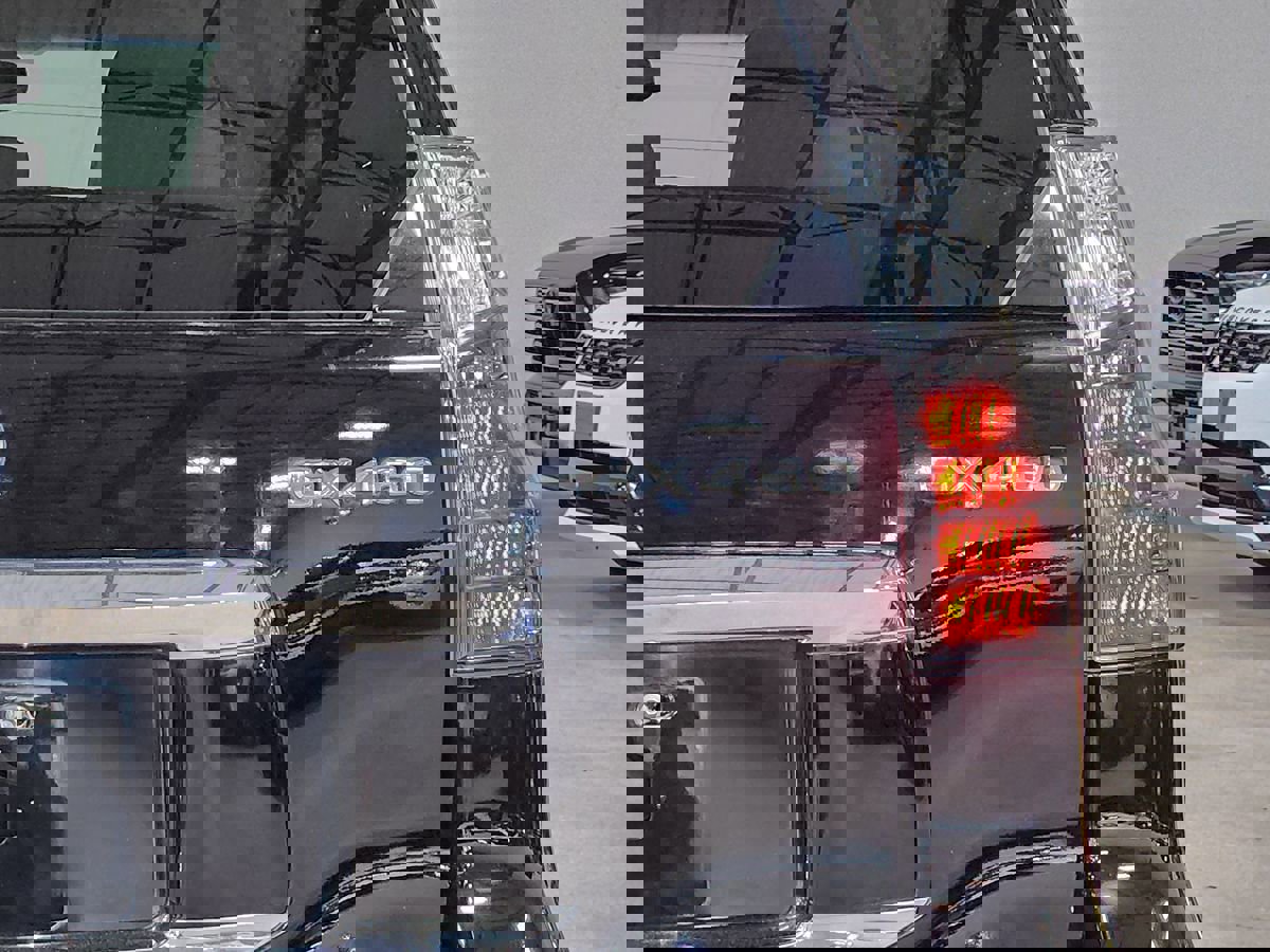 Used 2015 Lexus GX 460 w/ Premium Package image 22