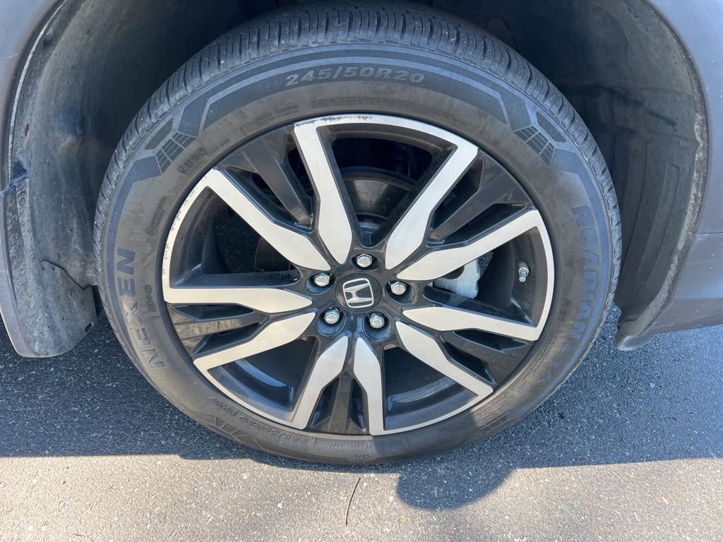 Used 2022 Honda Pilot Touring image 5