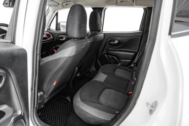 Used 2023 Jeep Renegade Trailhawk image 36