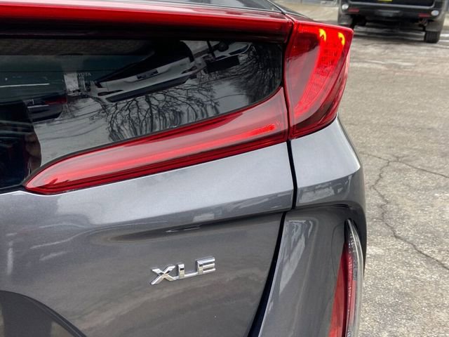 Used 2022 Toyota Prius Prime XLE image 31