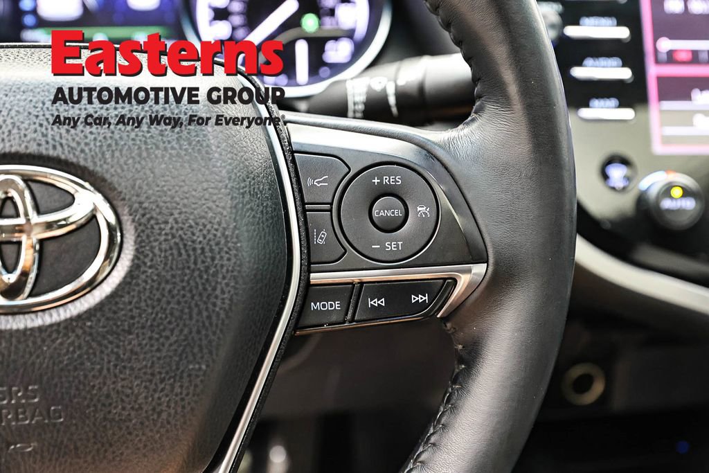 Used 2018 Toyota Camry XLE w/ Driver Assist Package FWD image 16
