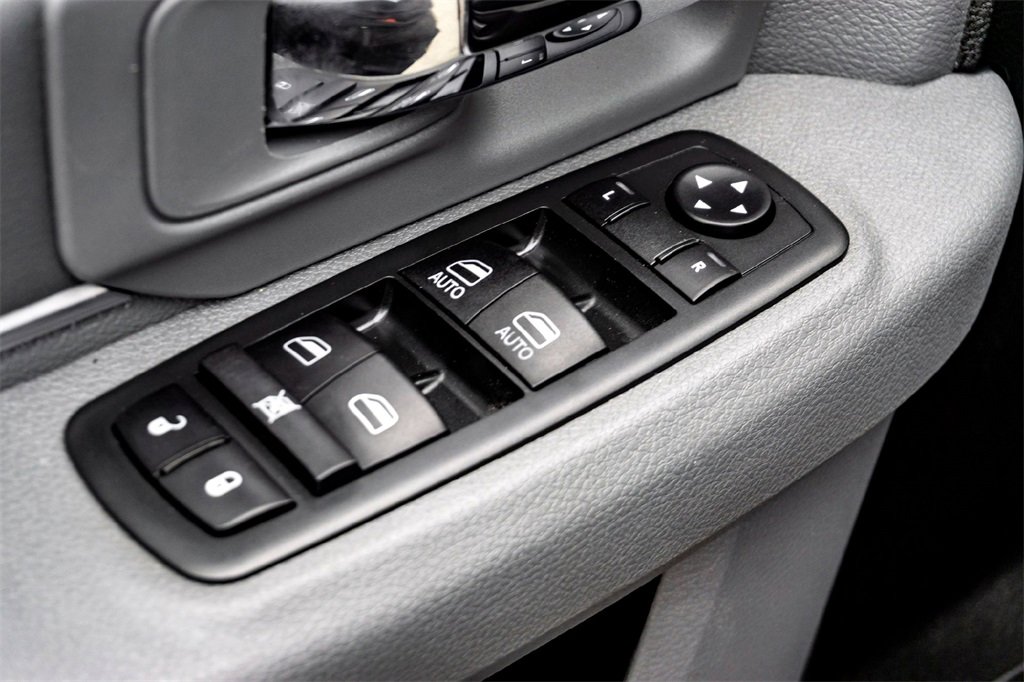 Used 2020 RAM 1500 Classic Warlock w/ Electronics Group image 11