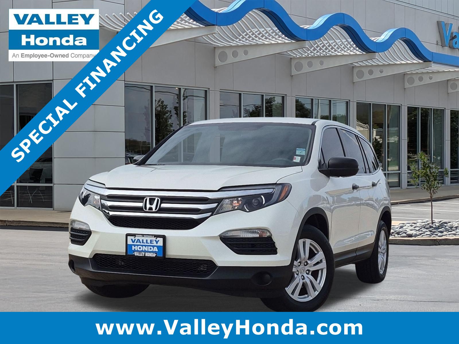 Used 2016 Honda Pilot LX image 1