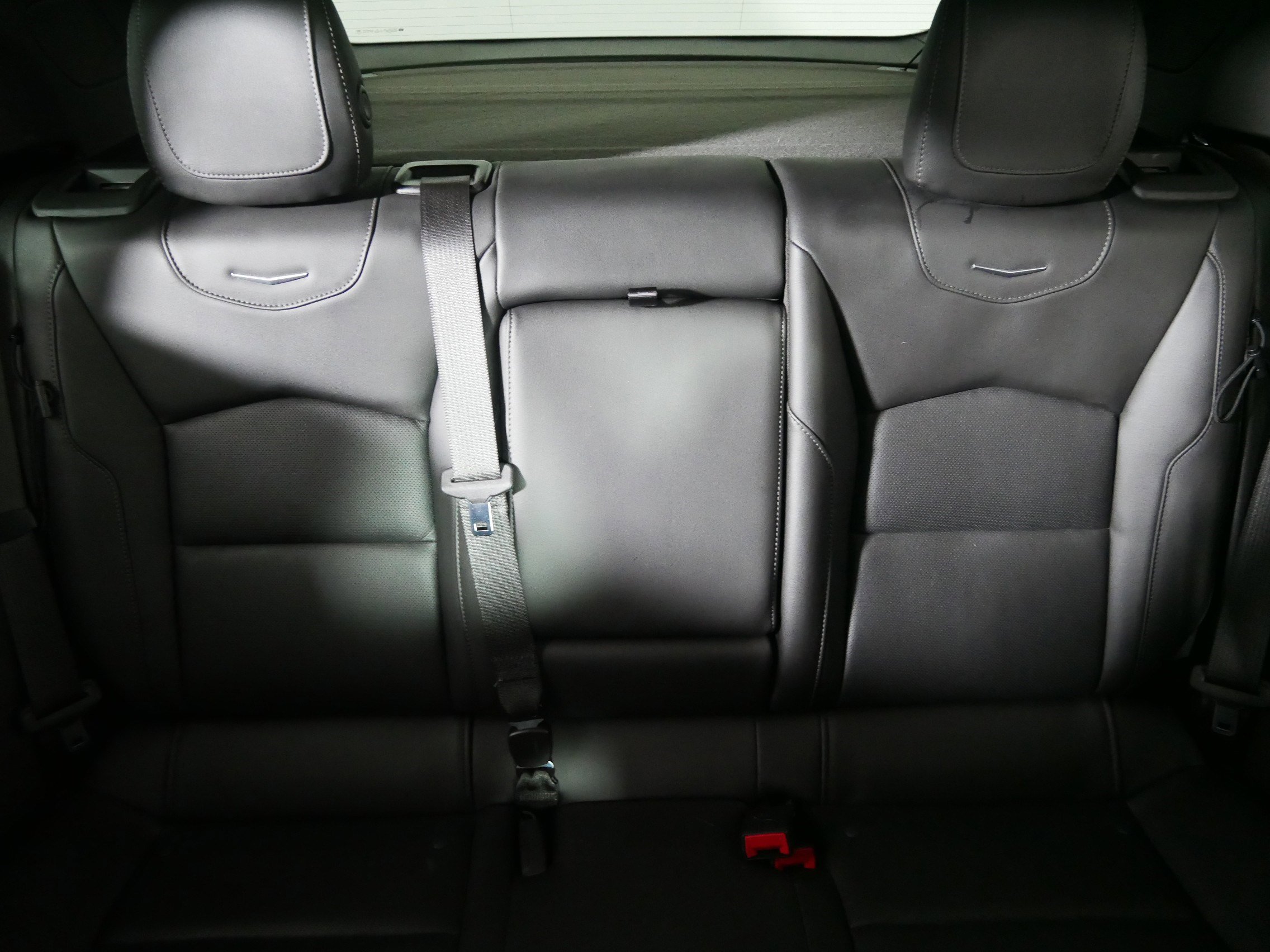 Used 2021 Cadillac XT4 Premium Luxury image 13