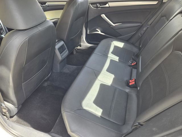 Used 2015 Volkswagen Passat 1.8T Limited Edition FWD image 18
