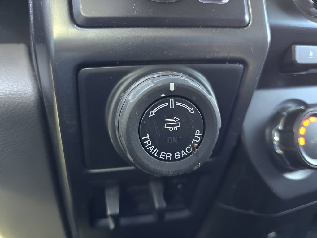 Used 2018 Ford F150 XLT w/ XTR Package image 30