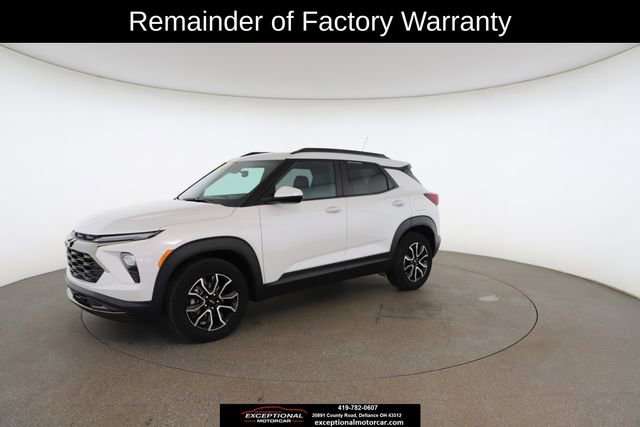 Used 2025 Chevrolet TrailBlazer ACTIV w/ Driver Confidence Package FWD image 3