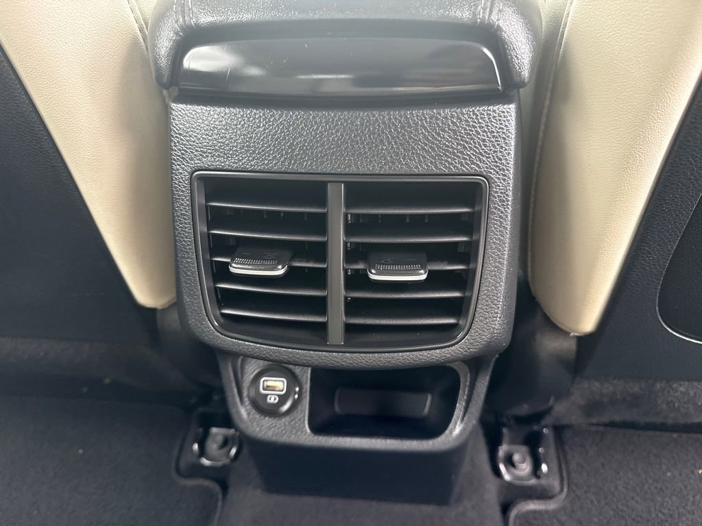Used 2023 Kia Seltos EX AWD/4WD image 16