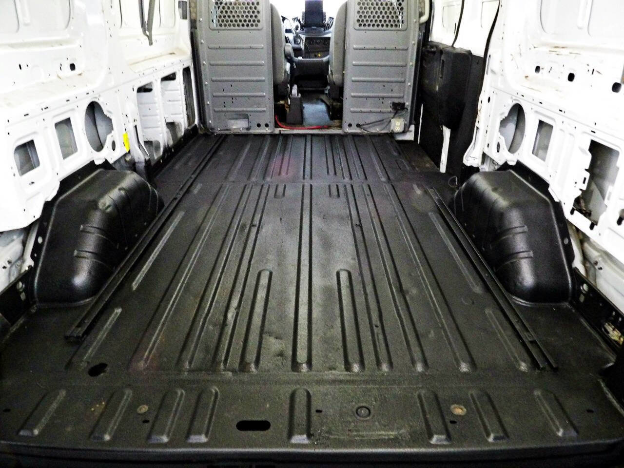 Used 2018 Ford Transit 150 130 Low Roof image 9