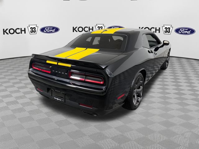 Used 2019 Dodge Challenger R/T RWD image 8