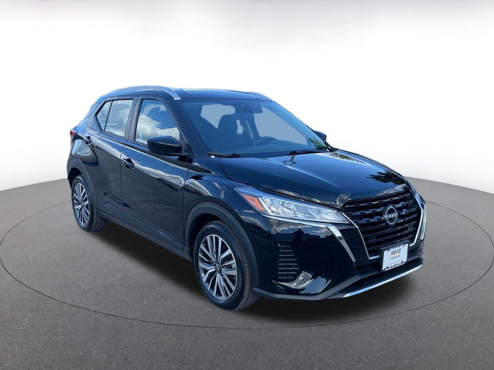 Used 2024 Nissan Kicks SV