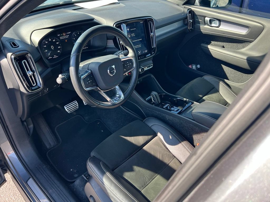 Used 2019 Volvo XC40 T5 R-Design AWD/4WD image 15
