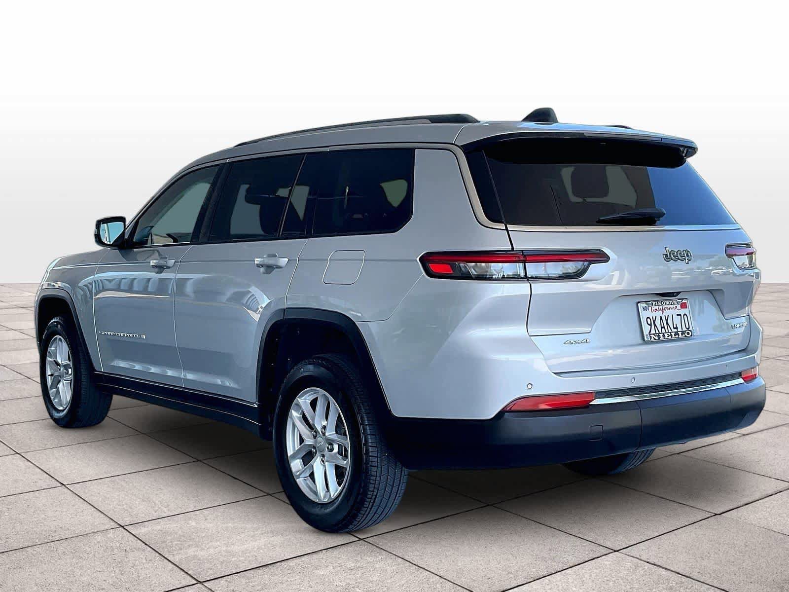 Used 2023 Jeep Grand Cherokee L Laredo AWD/4WD image 15