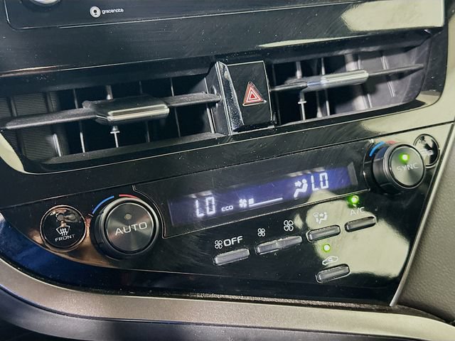 Certified 2024 Toyota Camry SE FWD image 17