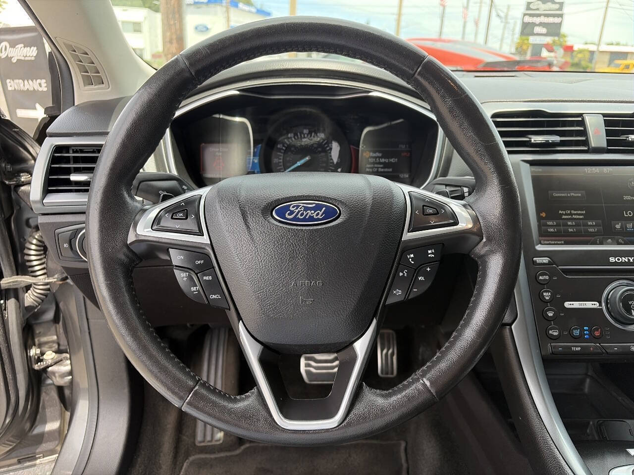 Used 2016 Ford Fusion Titanium AWD/4WD image 27