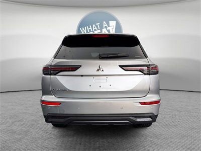 New 2026 Mitsubishi Outlander ES AWD/4WD image 5