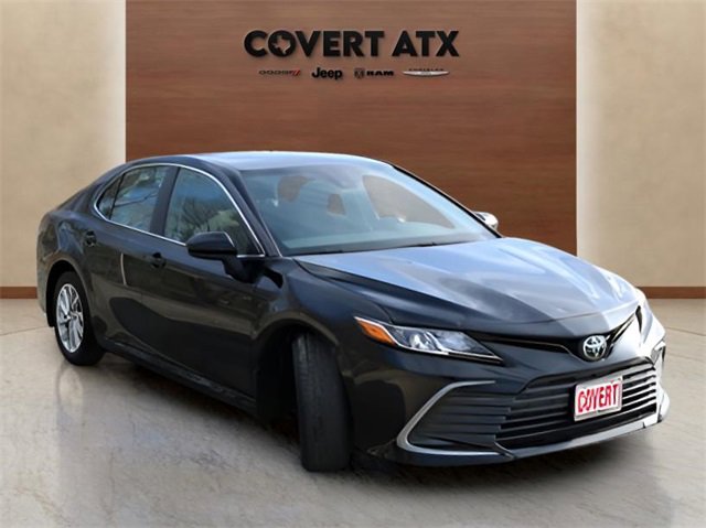 Used 2024 Toyota Camry LE image 7