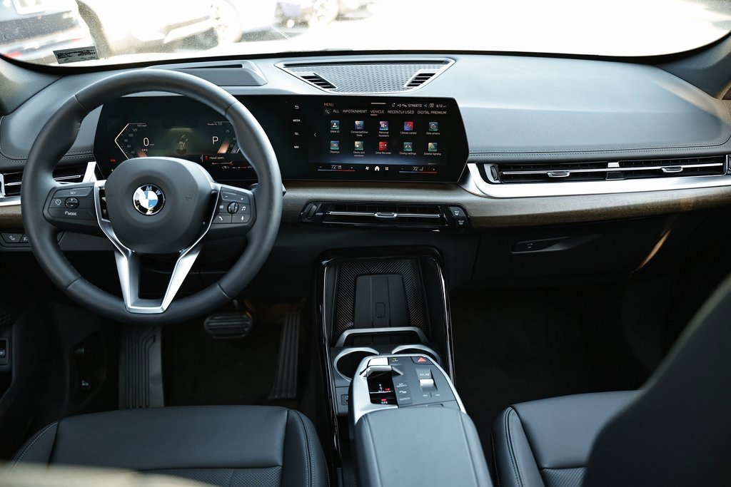 New 2025 BMW X1 xDrive28i w/ Technology Package image 24