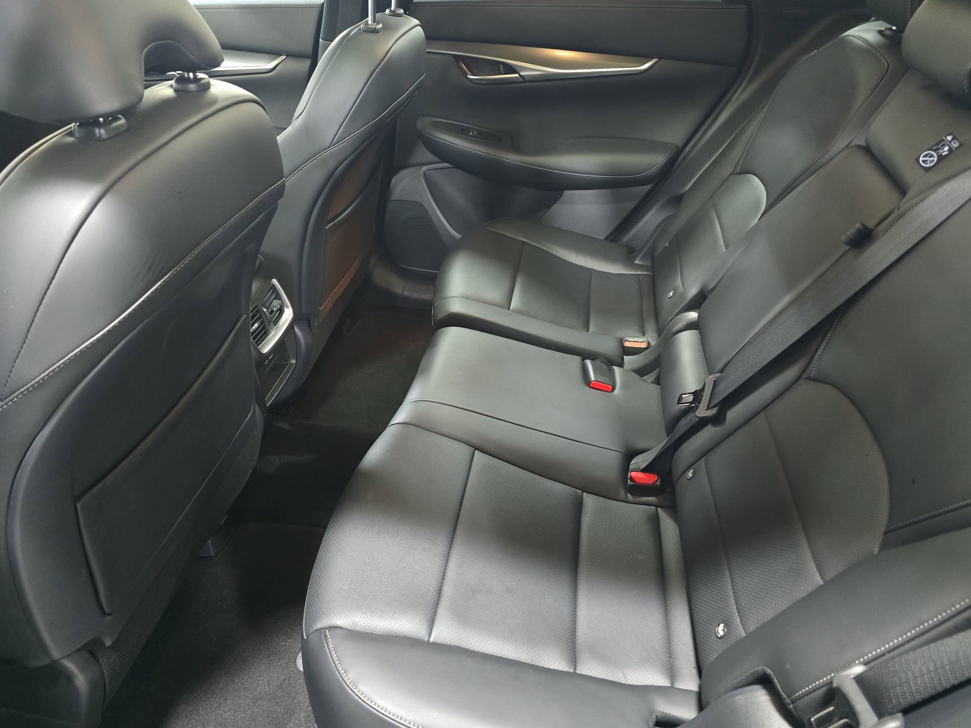 Used 2025 INFINITI QX50 Luxe image 14