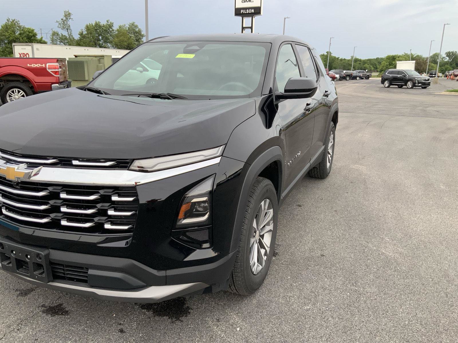 Used 2025 Chevrolet Equinox LT FWD image 15