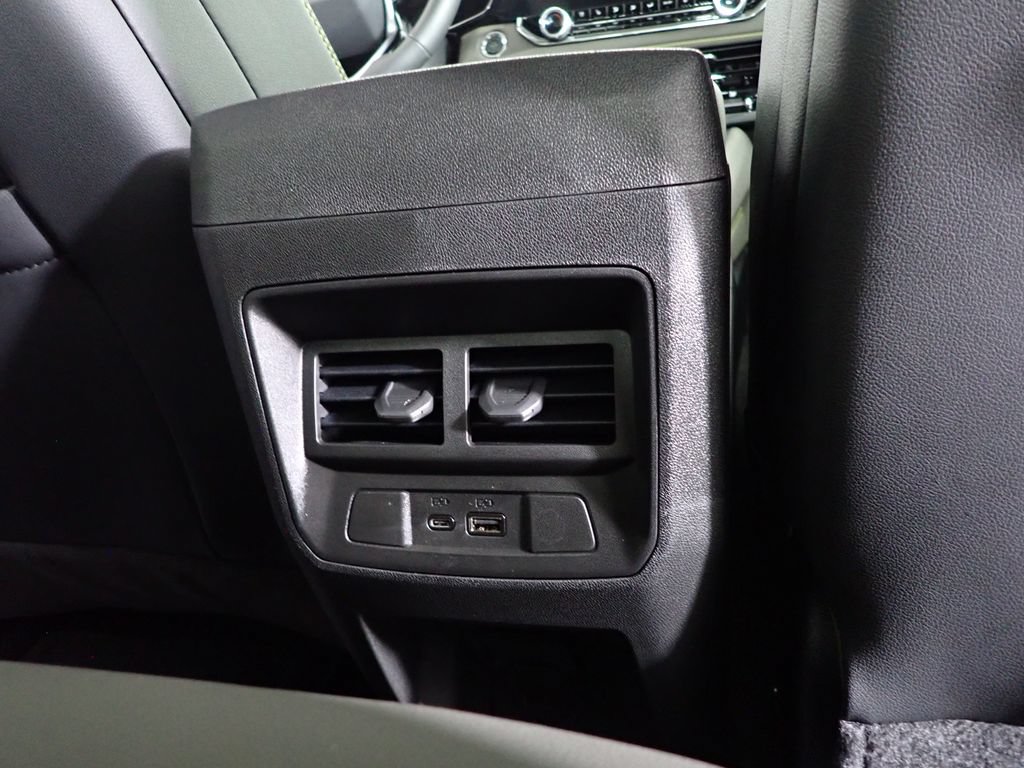 New 2026 Chevrolet Colorado ZR2 AWD/4WD image 40