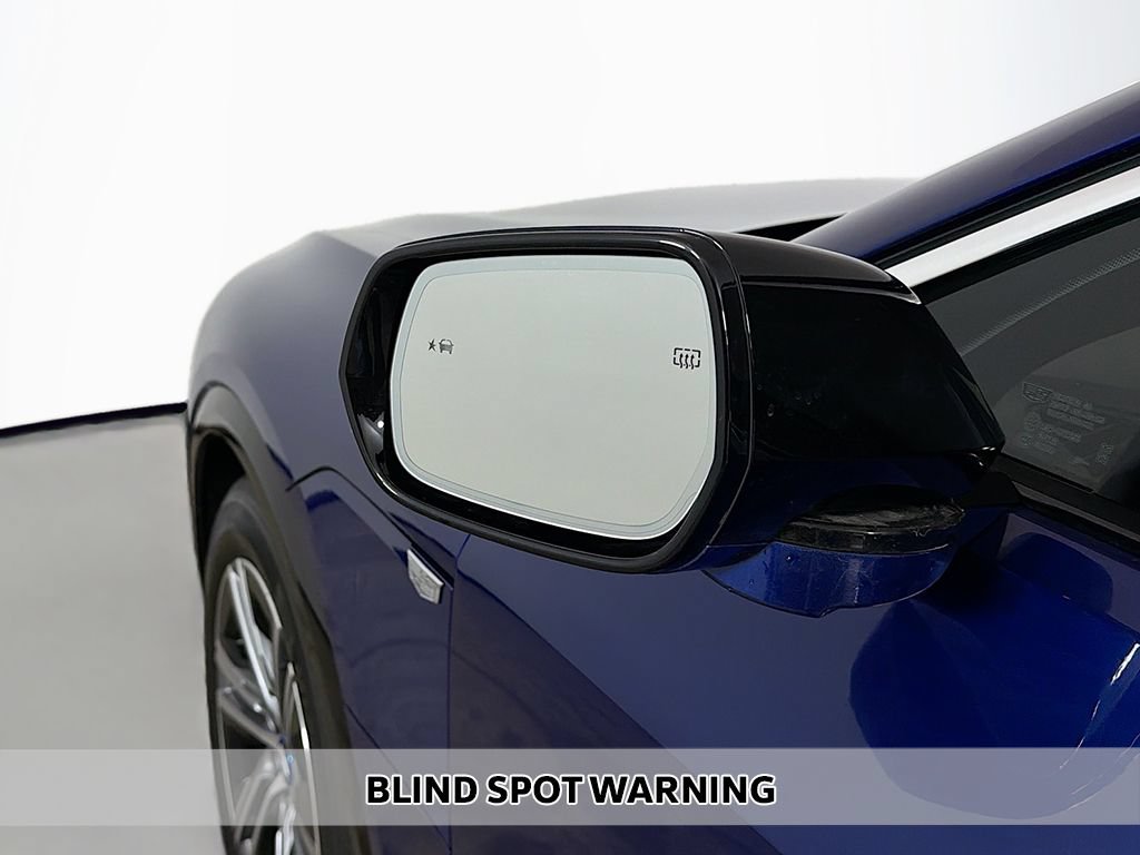 Used 2024 Cadillac Lyriq Luxury RWD image 8