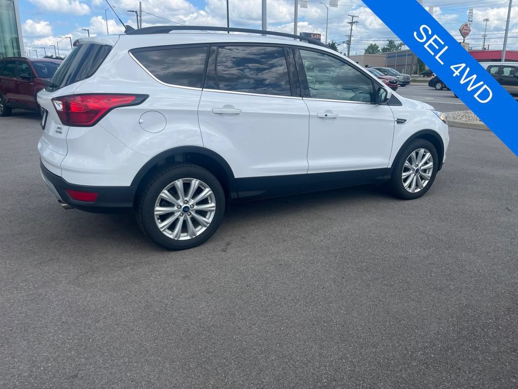 Used 2019 Ford Escape SEL AWD/4WD image 3