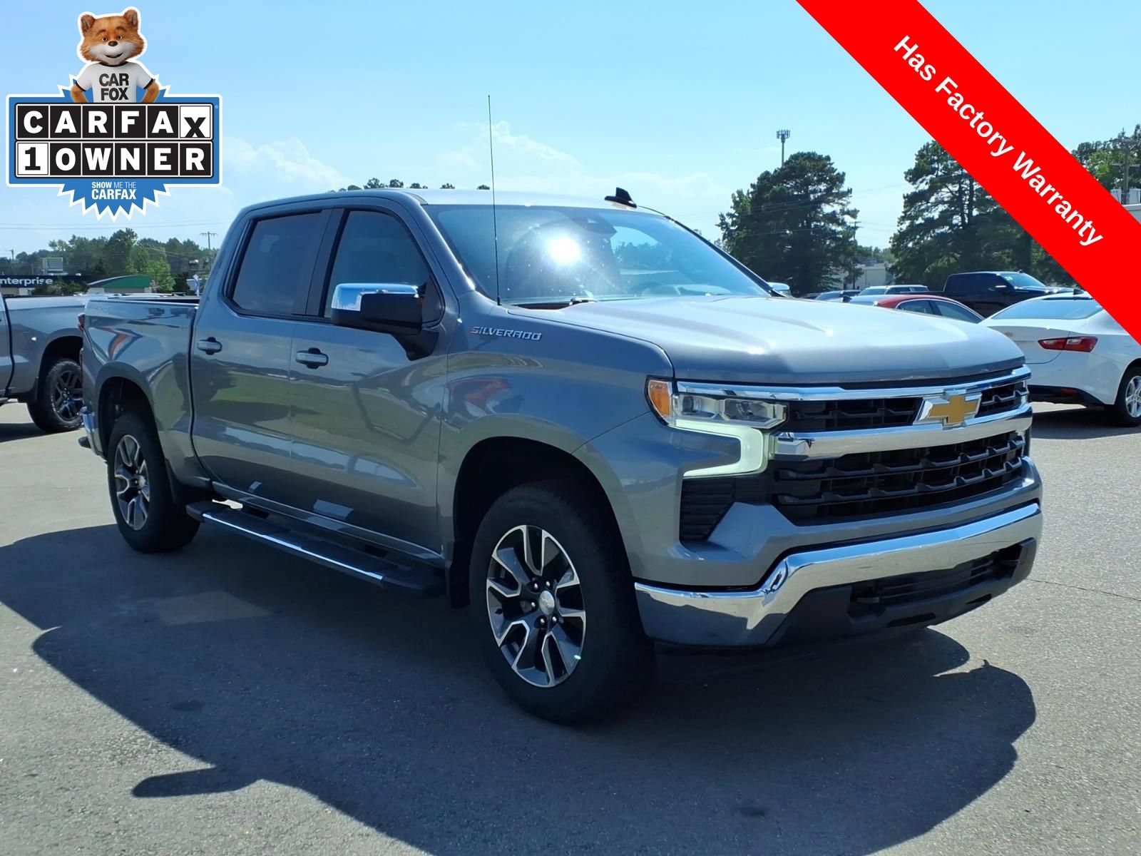 Used 2023 Chevrolet Silverado 1500 LT AWD/4WD image 7
