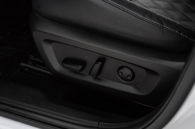 Used 2022 Mitsubishi Outlander SEL image 32