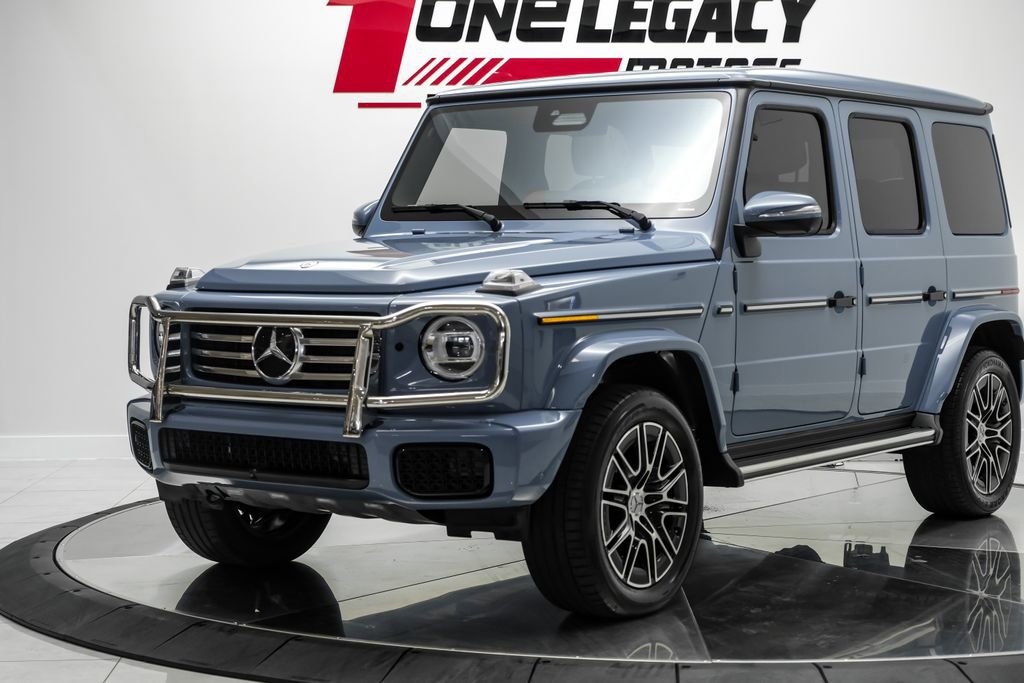 Used 2025 Mercedes-Benz G 550 image 2