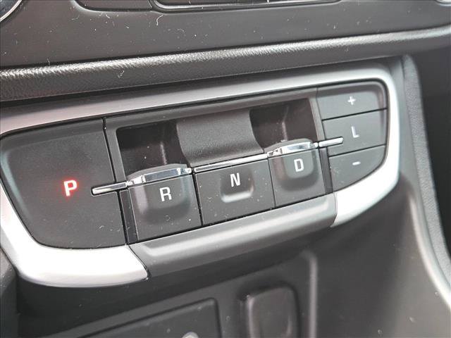Used 2022 GMC Terrain SLE w/ Driver Convenience Package FWD image 14