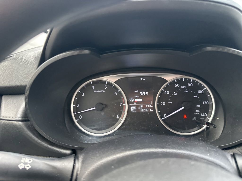 Used 2024 Nissan Versa S w/ Trunk Package image 11