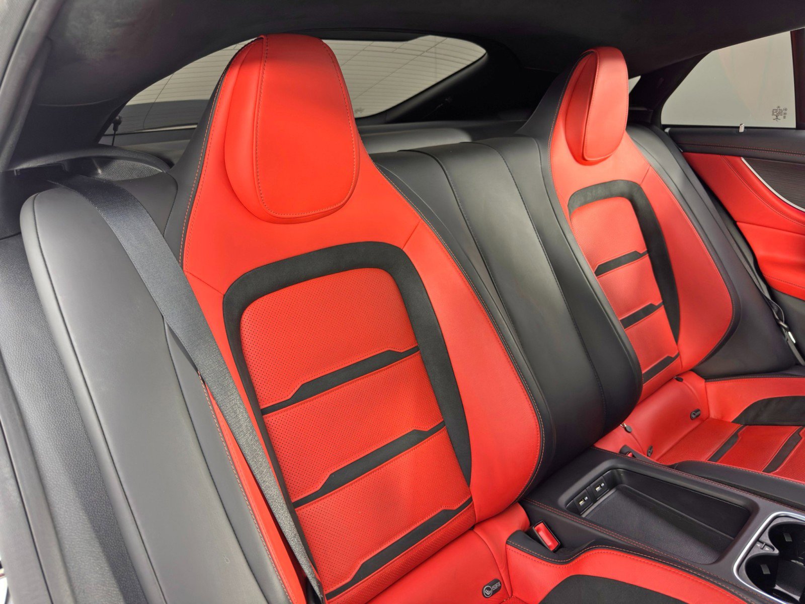 Used 2022 Mercedes-Benz AMG GT 43 w/ Driver Assistance Package image 48