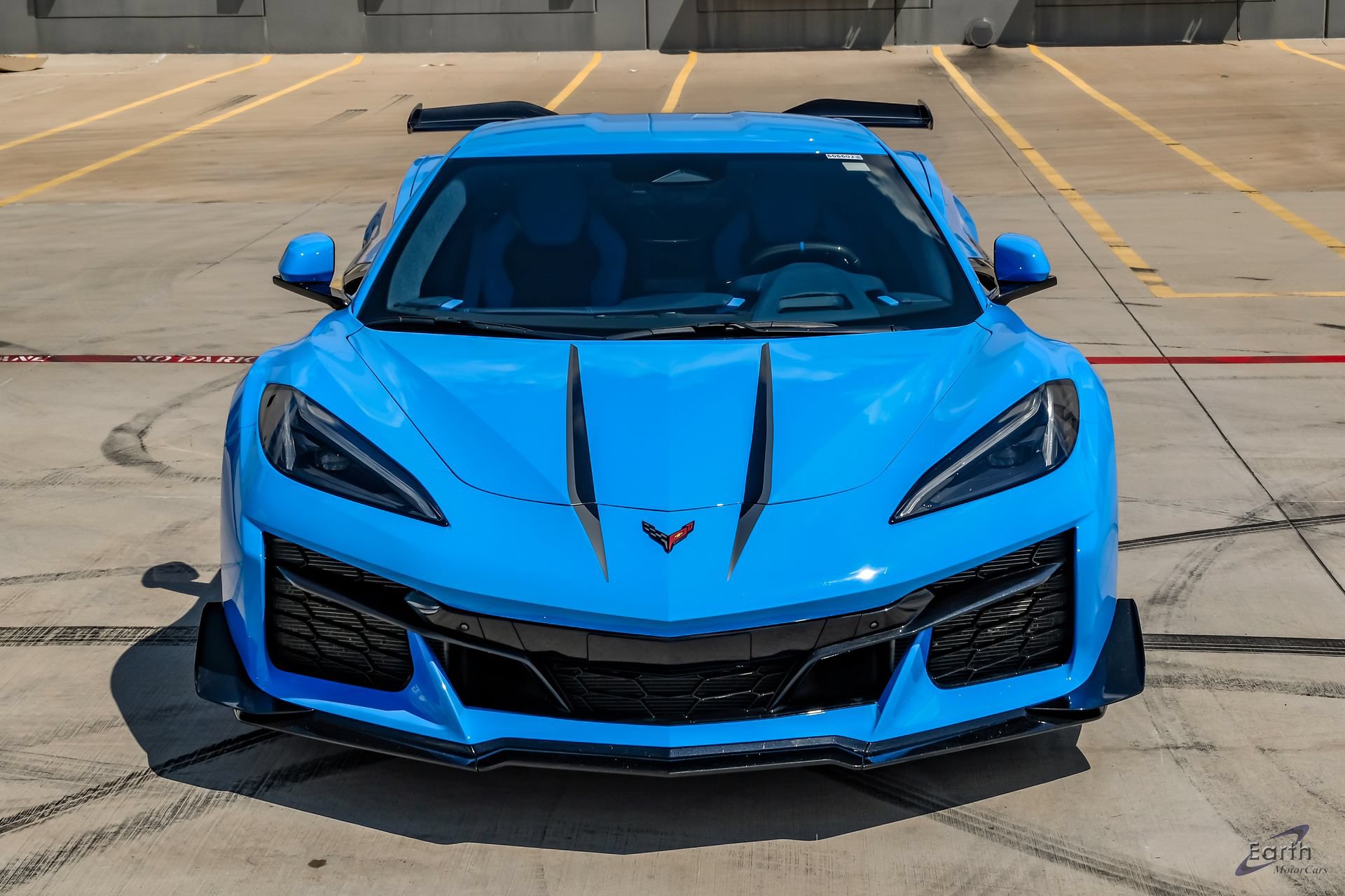 Used 2024 Chevrolet Corvette Z06 w/ Z07 Performance Package RWD image 29