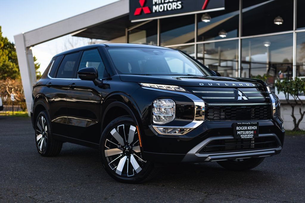 New 2026 Mitsubishi Outlander SE